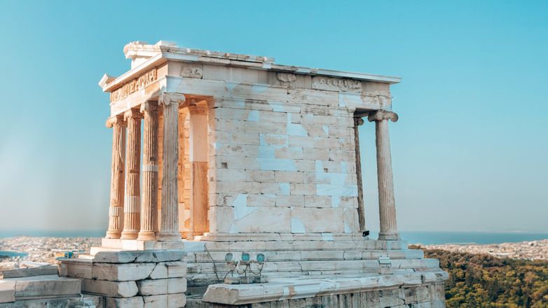 Beat the Heat Acropolis Tour gallery image 3