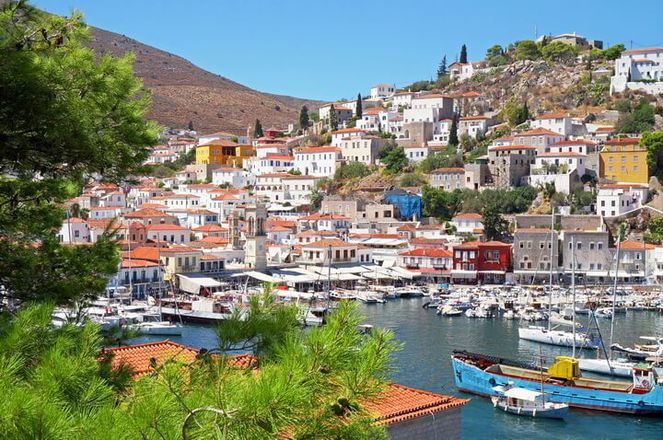 A Dazzling Day Trip to Hydra gallery image 6
