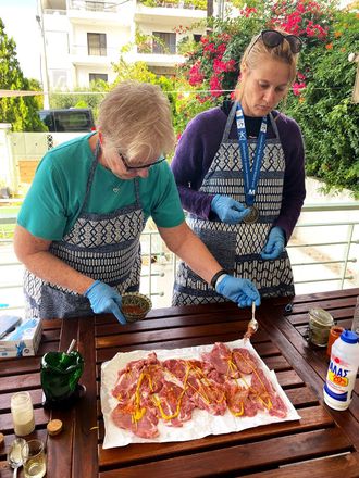 Cours de Cuisine Grecque chez Dionysia gallery image 7