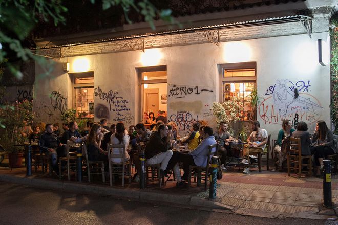 Athens Nightlife Tour gallery image 6