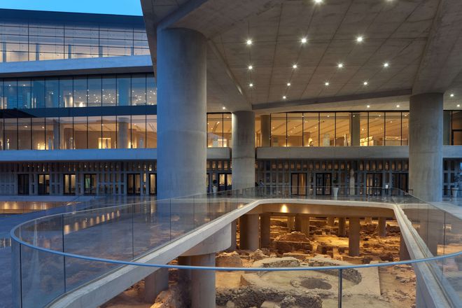 Mythology, Acropolis Museum & Acropolis tour gallery image 6