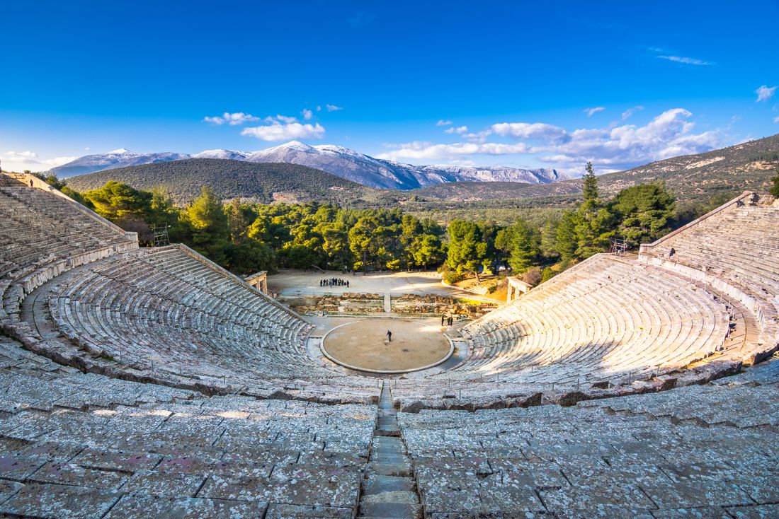 au-delà d’Athènes